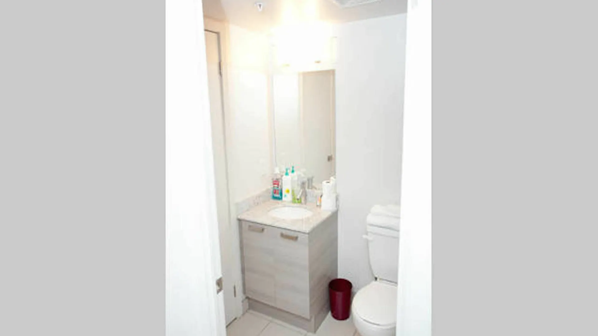 Pinnacle Suites - Two Bed And Bath Condo 3*, Toronto
